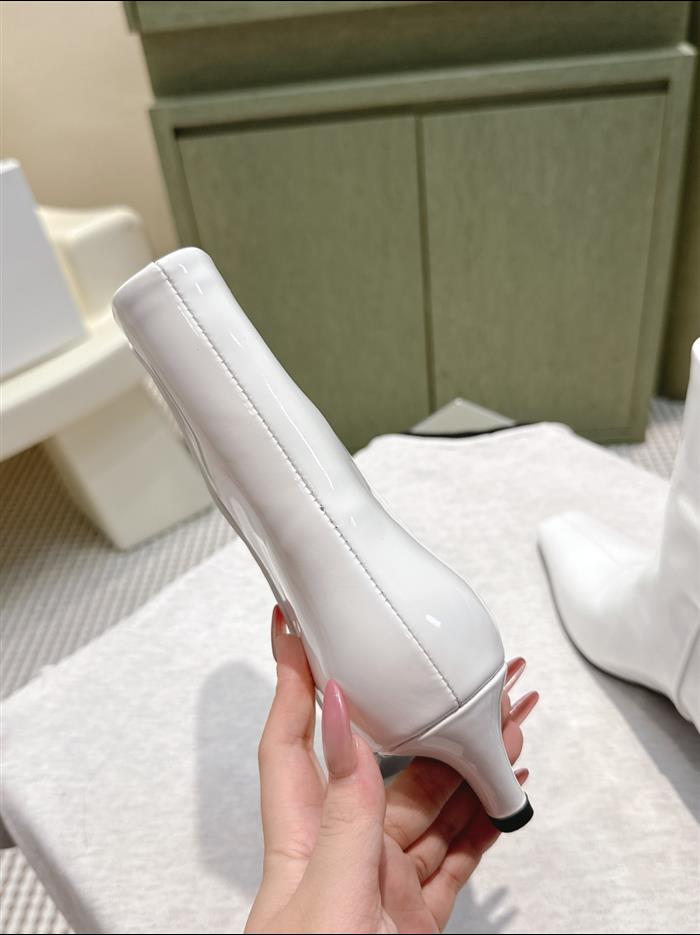 20251128174410132 360